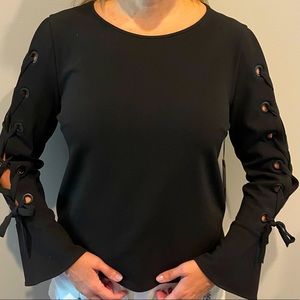 Vince Camuto top - NWT